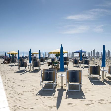 Park Hotel Pineta Cervia Eksteriør billede