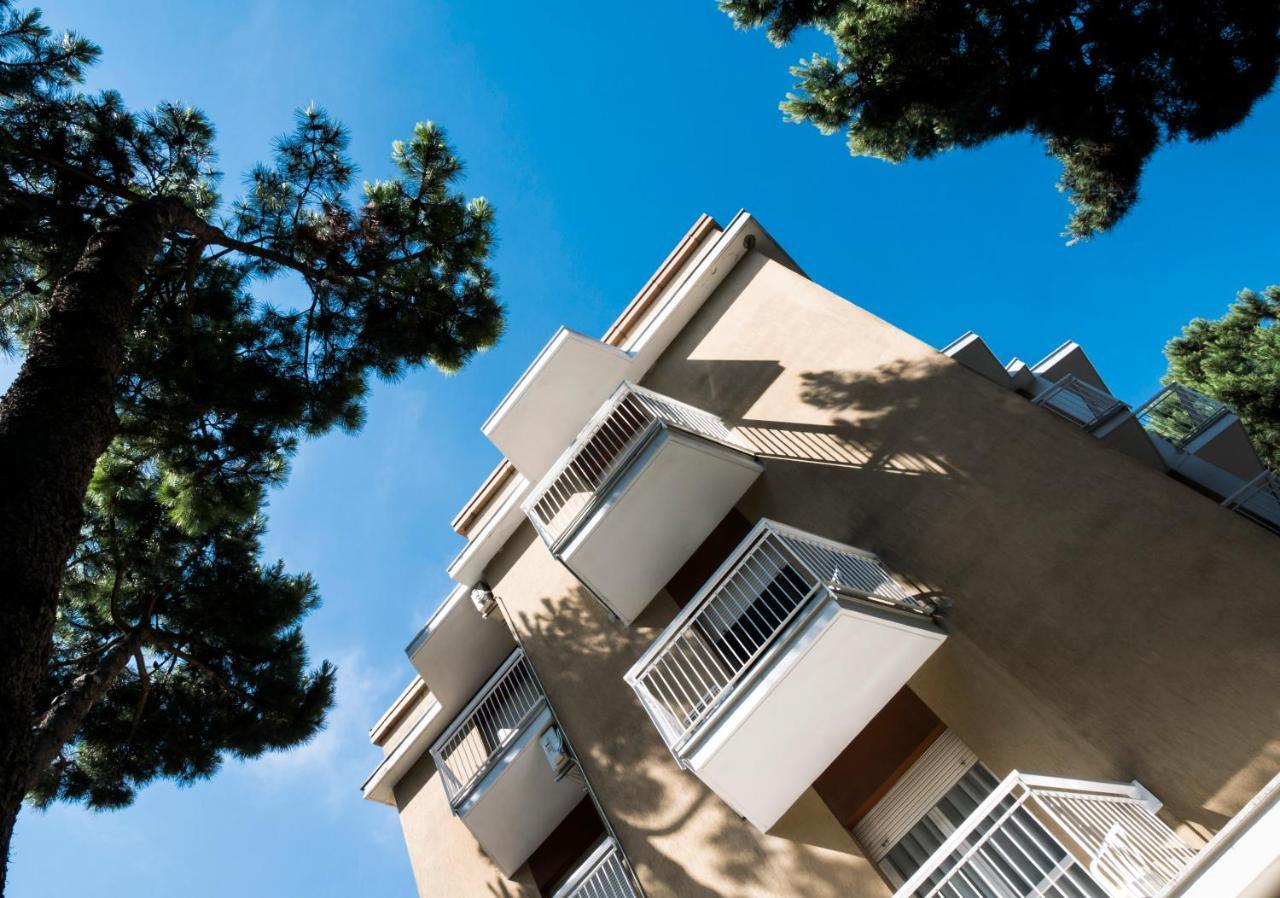 Park Hotel Pineta Cervia Eksteriør billede